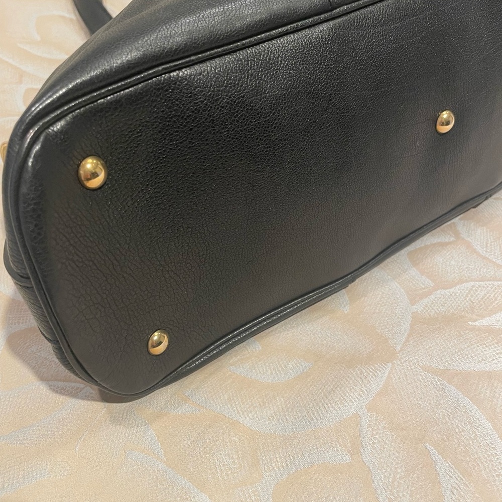 Yves Saint Laurent Muse Medium Handbag - Picture 6 of 12